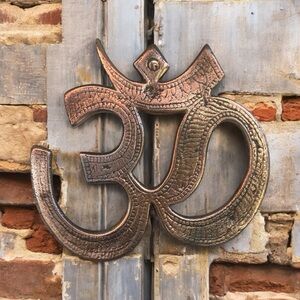 Copper Om symbol